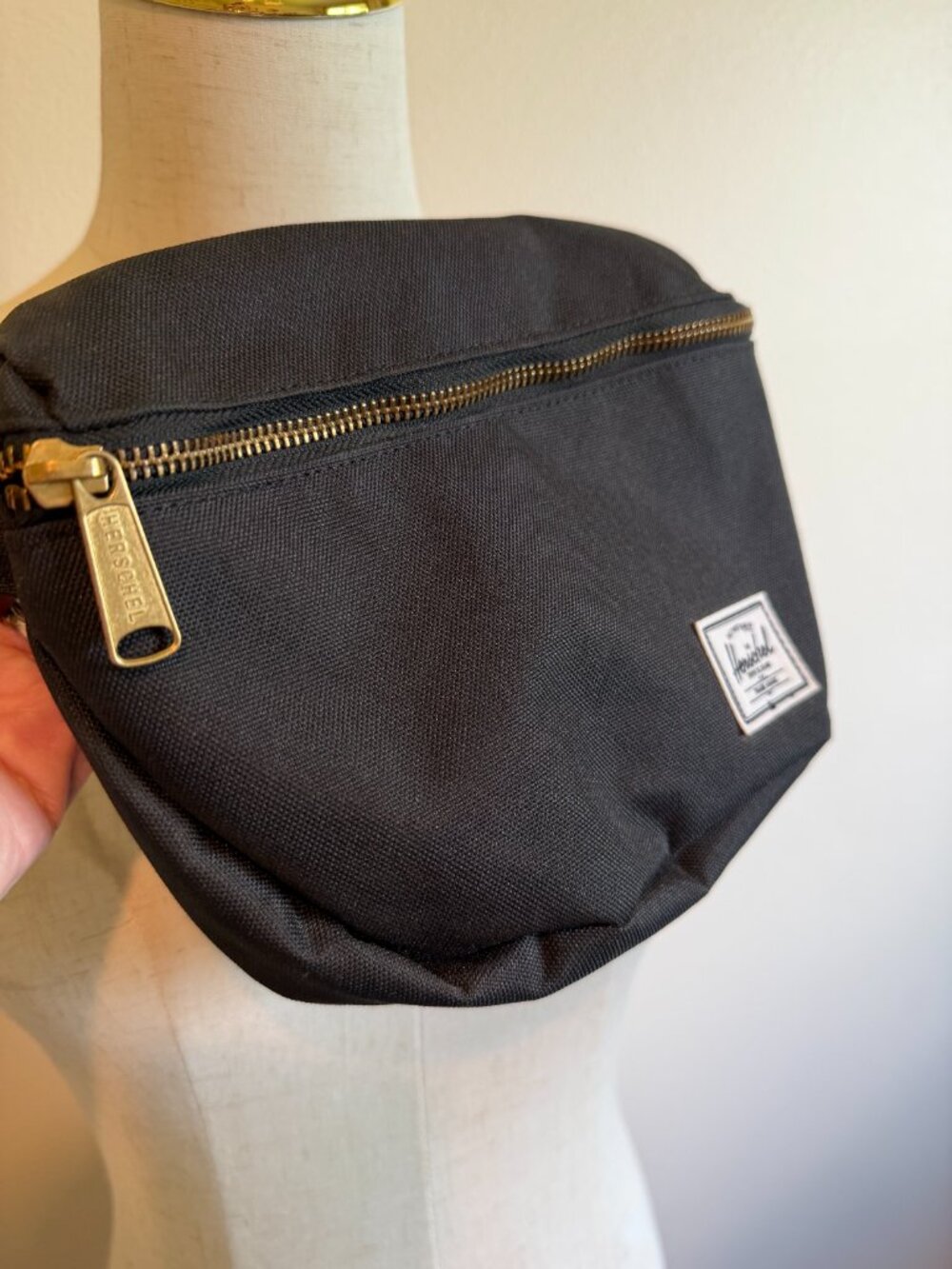Herschel Black Belt Bag / Waist Pack - Signature Striped Liner - OS - Picture 2 of 7